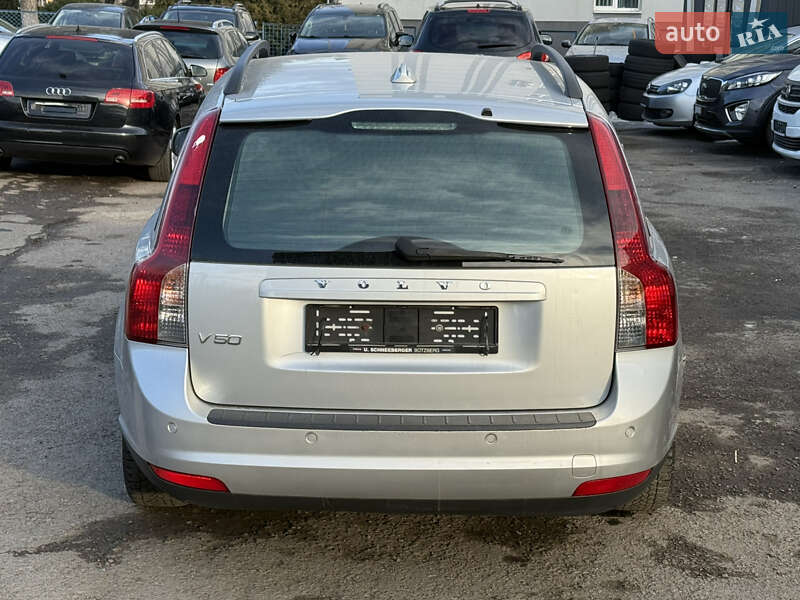 Универсал Volvo V50 2010 в Ровно