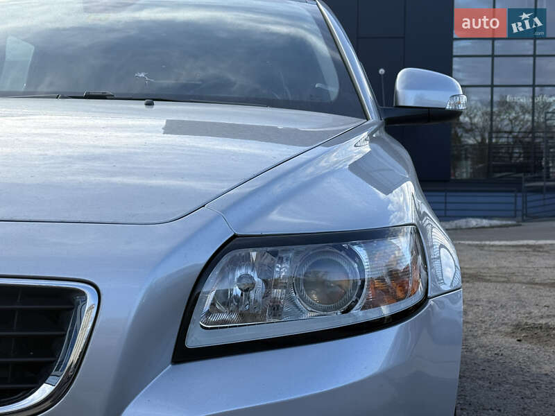 Универсал Volvo V50 2010 в Ровно