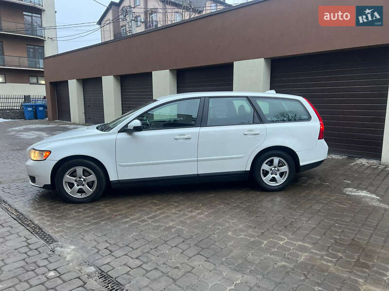 Универсал Volvo V50 2010 в Коломые