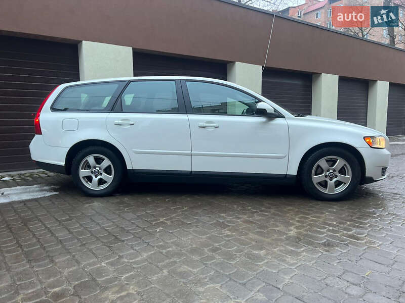Универсал Volvo V50 2010 в Коломые