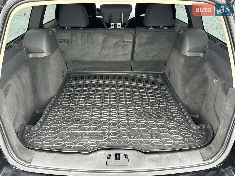 Универсал Volvo V50 2010 в Умани фото 16 Универсал Volvo V50 2010 в Умани