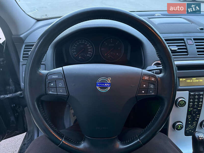 Универсал Volvo V50 2009 в Луцке