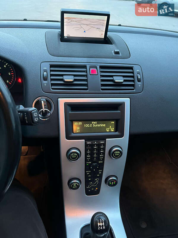 Универсал Volvo V50 2009 в Луцке