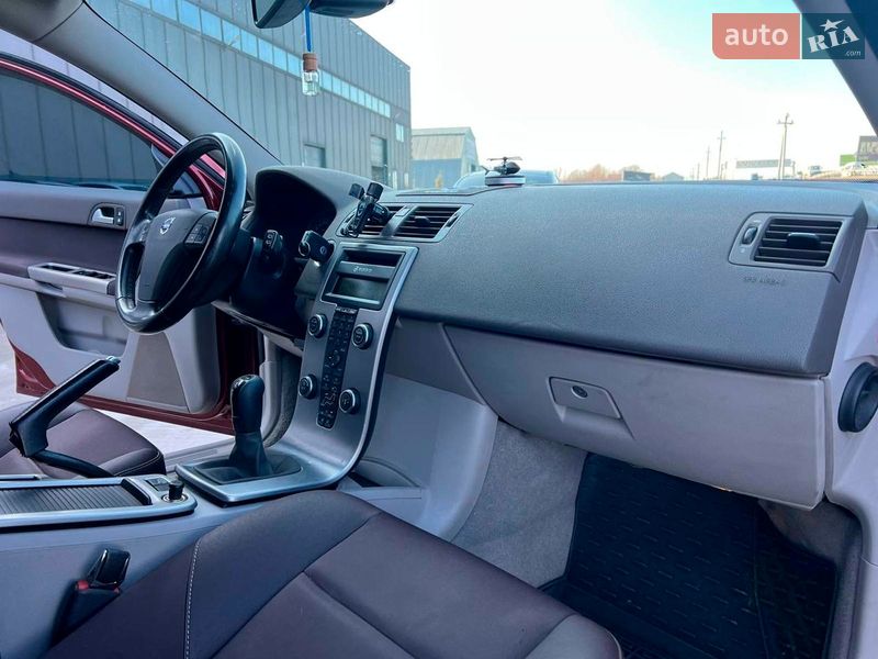 Универсал Volvo V50 2009 в Львове