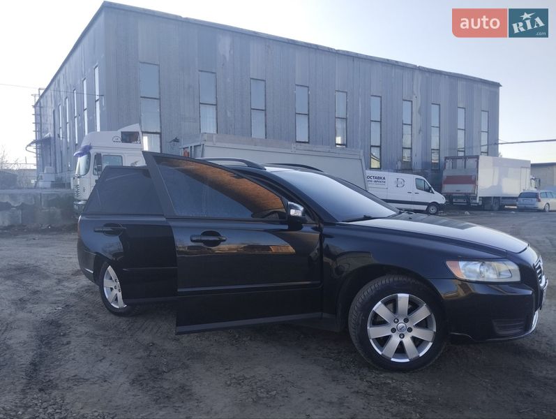 Универсал Volvo V50 2009 в Дрогобыче