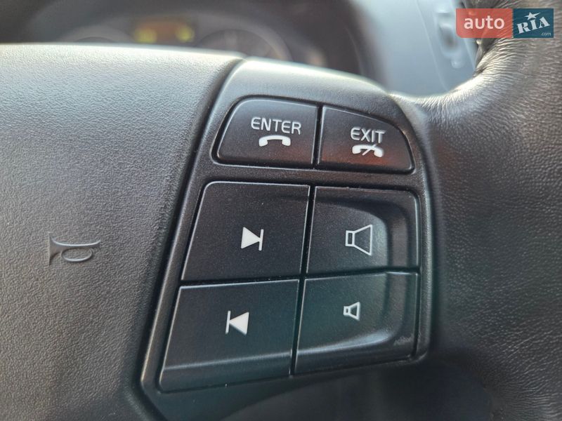 Универсал Volvo V50 2012 в Вышгороде