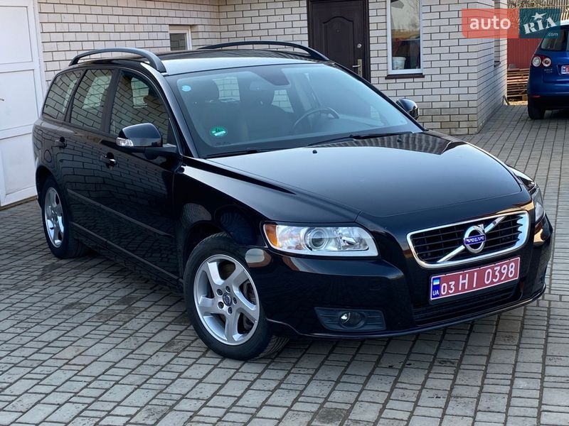 Универсал Volvo V50 2010 в Луцке