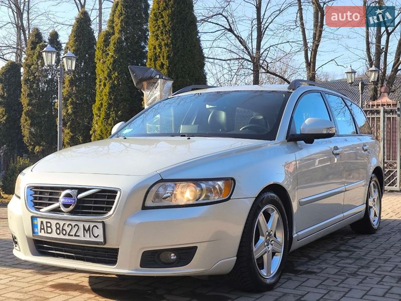 Volvo V50 2011