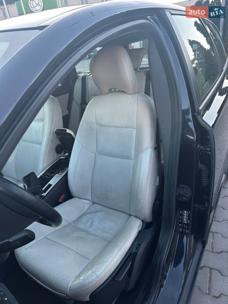 Универсал Volvo V50 2011 в Киеве