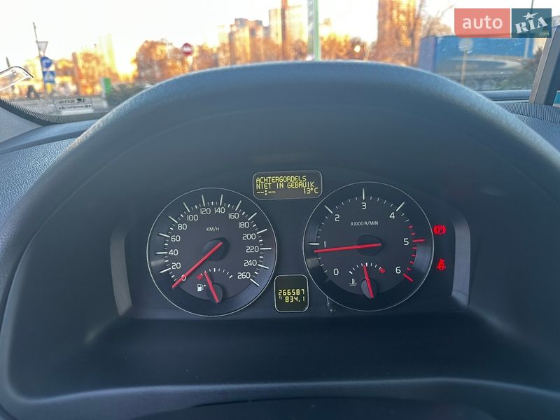 Универсал Volvo V50 2011 в Киеве