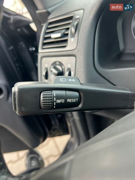 Универсал Volvo V50 2012 в Луцке