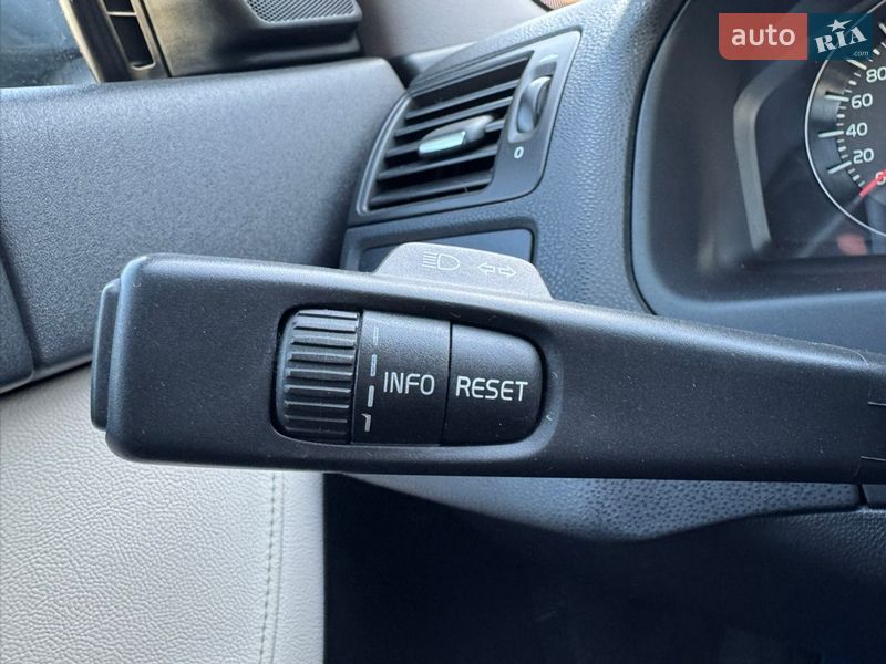 Універсал Volvo V50 2012 в Стрию