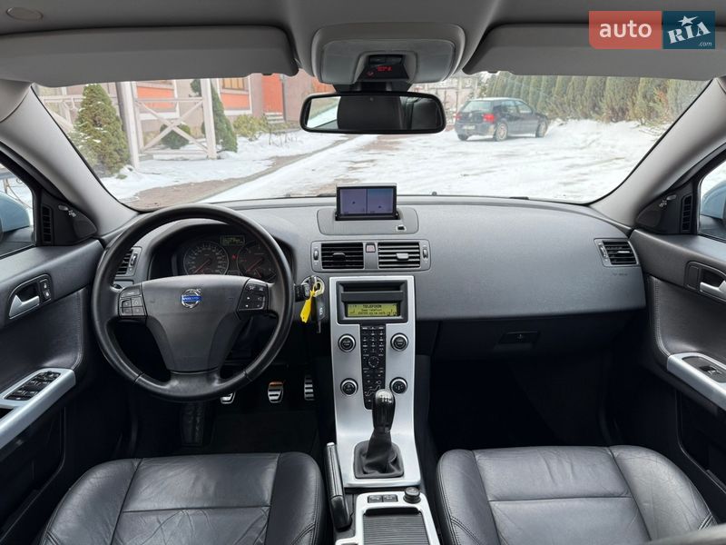 Универсал Volvo V50 2011 в Стрые фото 97 Универсал Volvo V50 2011 в Стрые