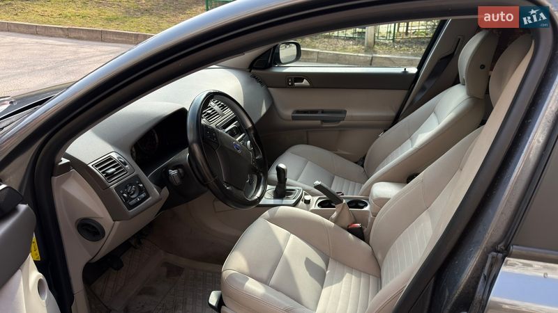 Универсал Volvo V50 2007 в Львове