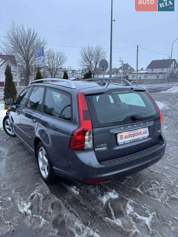 Універсал Volvo V50 2012 в Білогородці