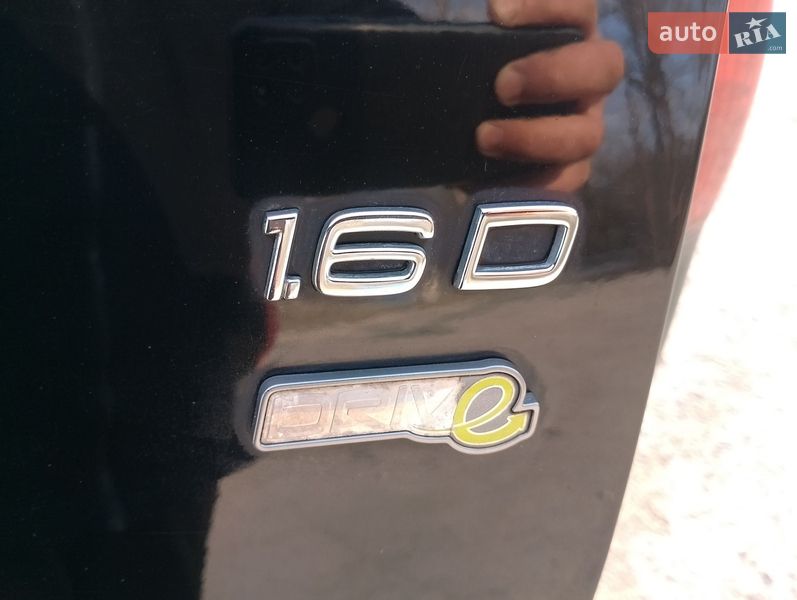 Универсал Volvo V50 2010 в Тернополе