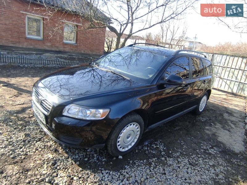 Универсал Volvo V50 2010 в Полтаве