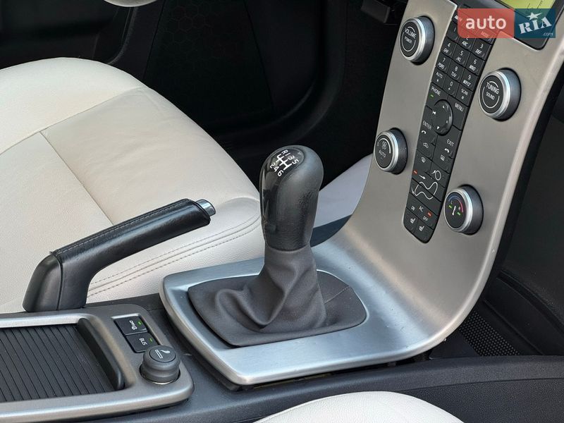 Универсал Volvo V50 2011 в Стрые