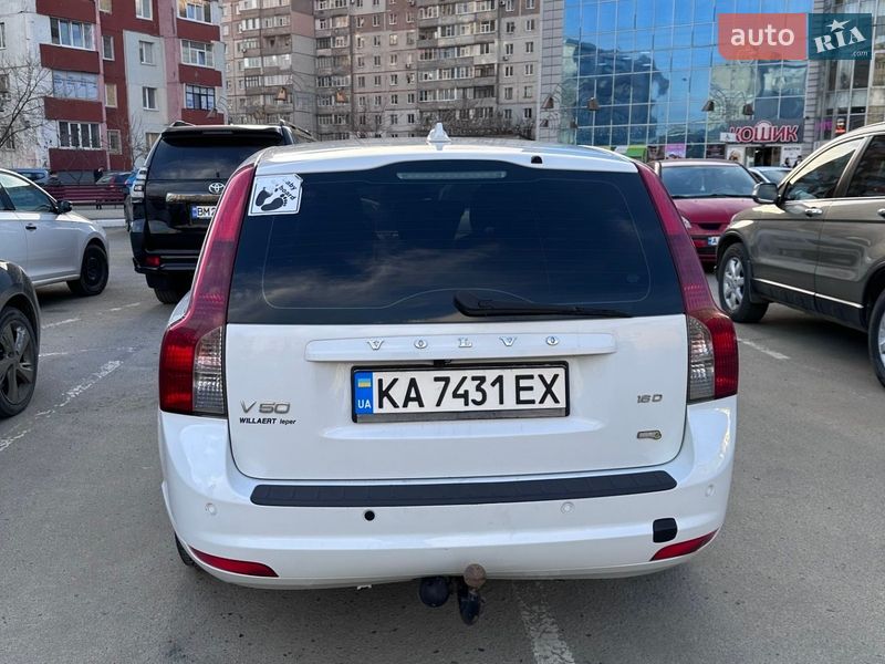 Универсал Volvo V50 2010 в Сумах