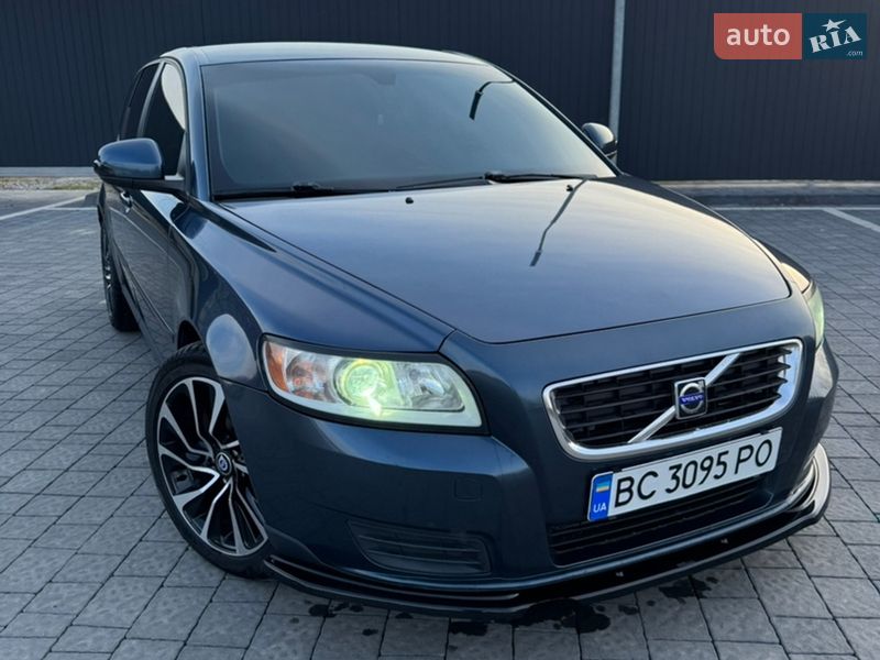 Volvo V50 2009