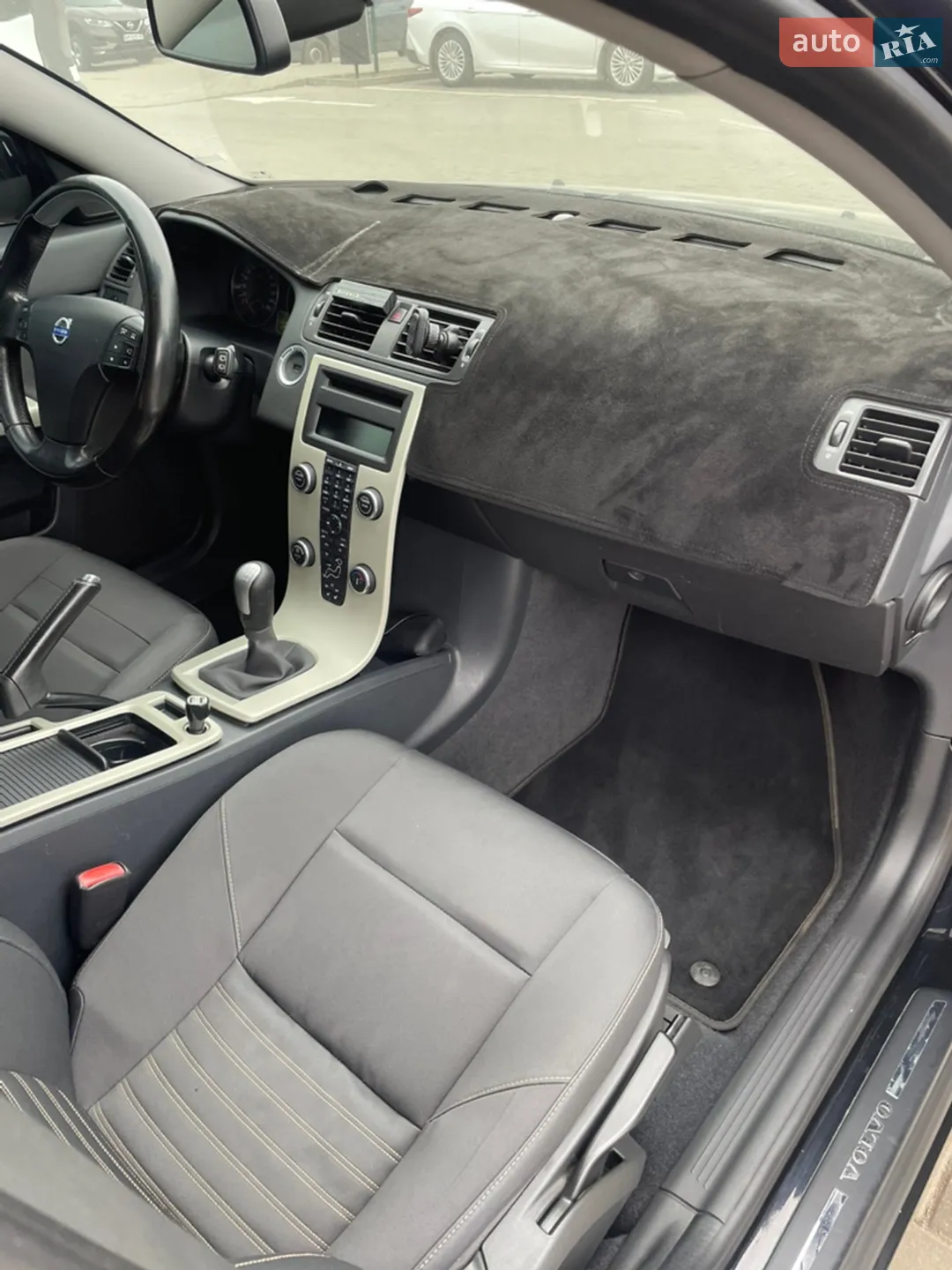 2010 Volvo V50 - мініатюра 9