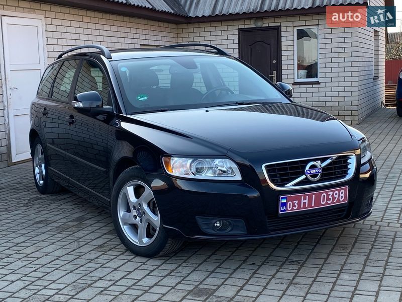 Универсал Volvo V50 2010 в Луцке фото 4 Универсал Volvo V50 2010 в Луцке