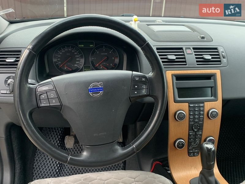 Универсал Volvo V50 2011 в Тернополе фото 21 Универсал Volvo V50 2011 в Тернополе