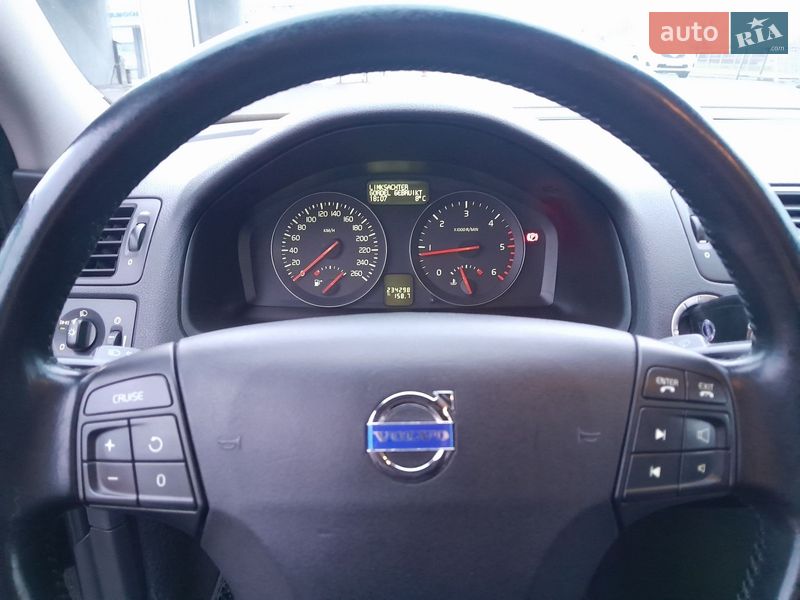 Універсал Volvo V50 2009 в Києві