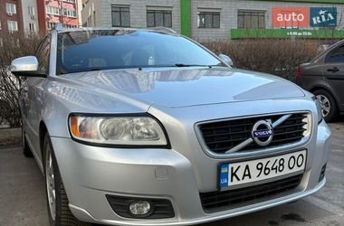 Универсал Volvo V50 2012 в Киеве