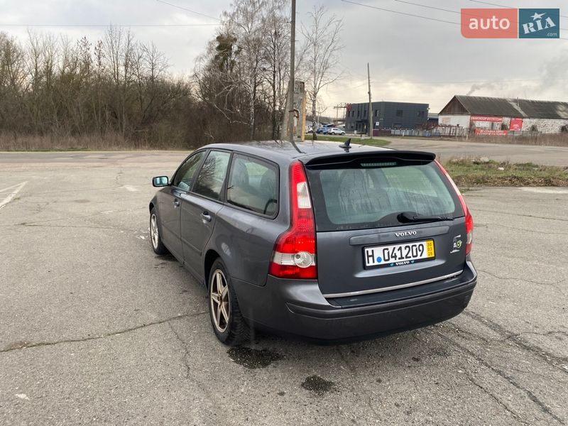 Універсал Volvo V50 2004 в Києві