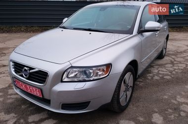 Універсал Volvo V50 2010 в Тернополі