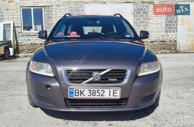 Універсал Volvo V50 2009 в Каневі