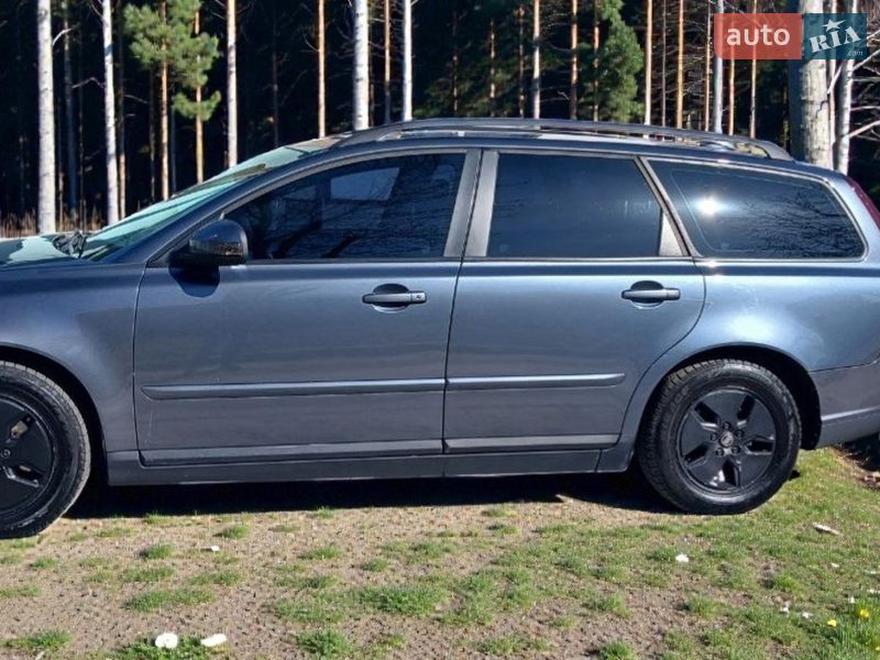 Универсал Volvo V50 2010 в Киеве