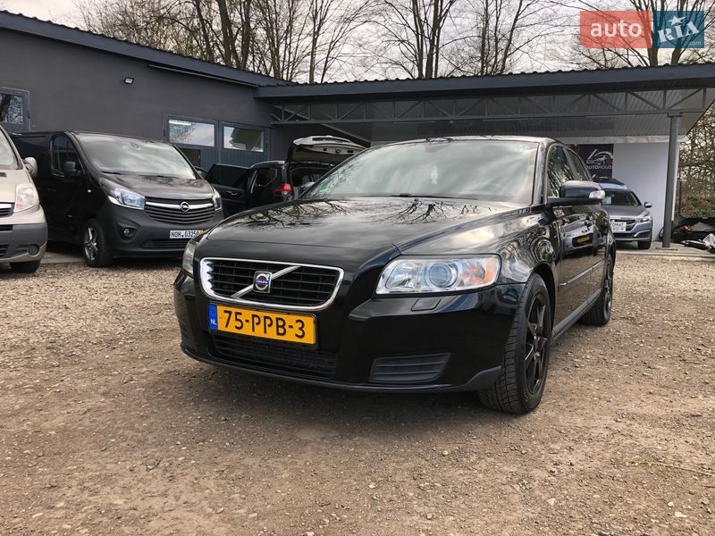 Volvo V50 2010 Volvo V50 2010