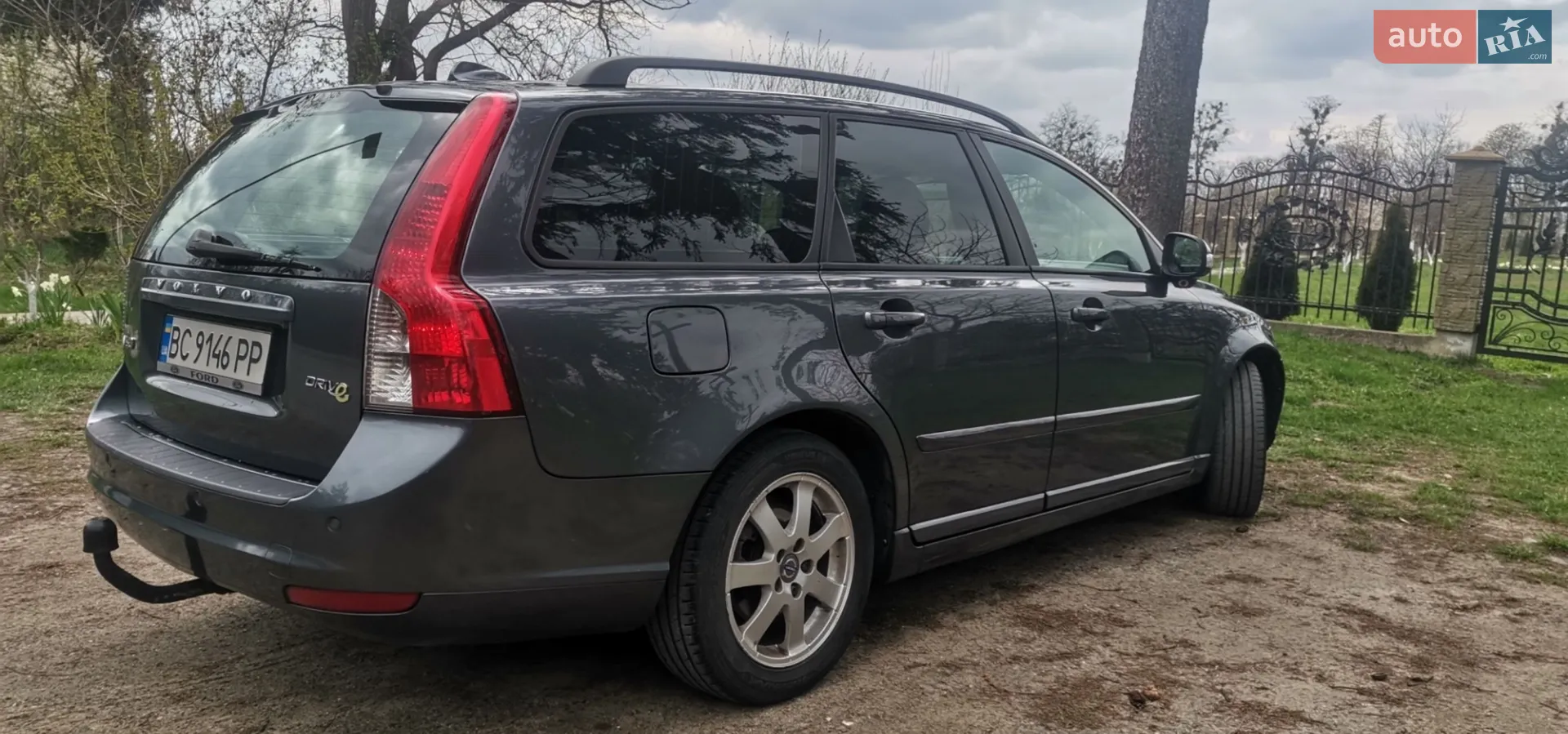 2011 Volvo V50 - мініатюра 2