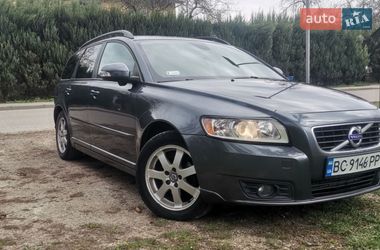 Универсал Volvo V50 2011 в Львове
