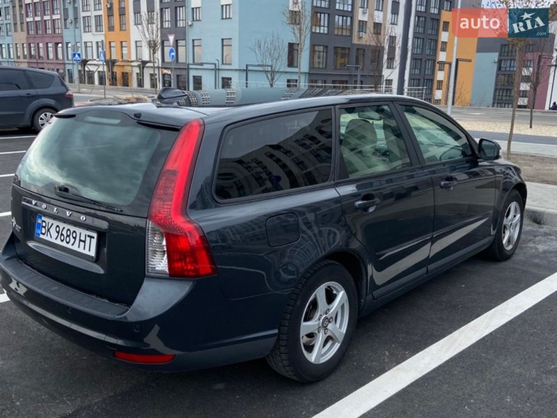 Универсал Volvo V50 2009 в Ровно фото 5 Универсал Volvo V50 2009 в Ровно