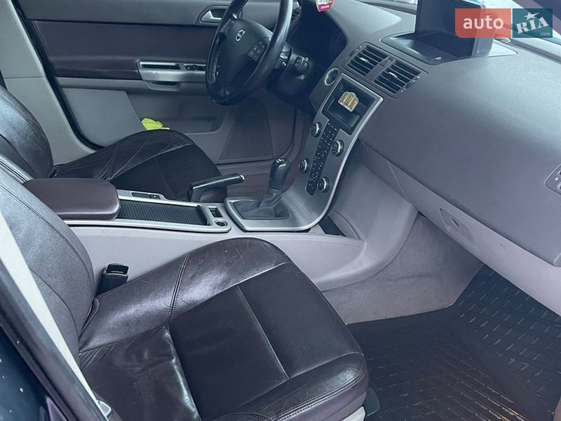 Універсал Volvo V50 2009 в Тернополі