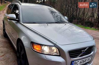 Універсал Volvo V50 2010 в Тростянці