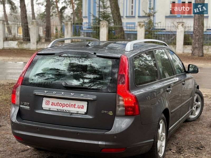 Универсал Volvo V50 2012 в Сумах