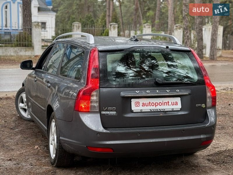 Универсал Volvo V50 2012 в Сумах