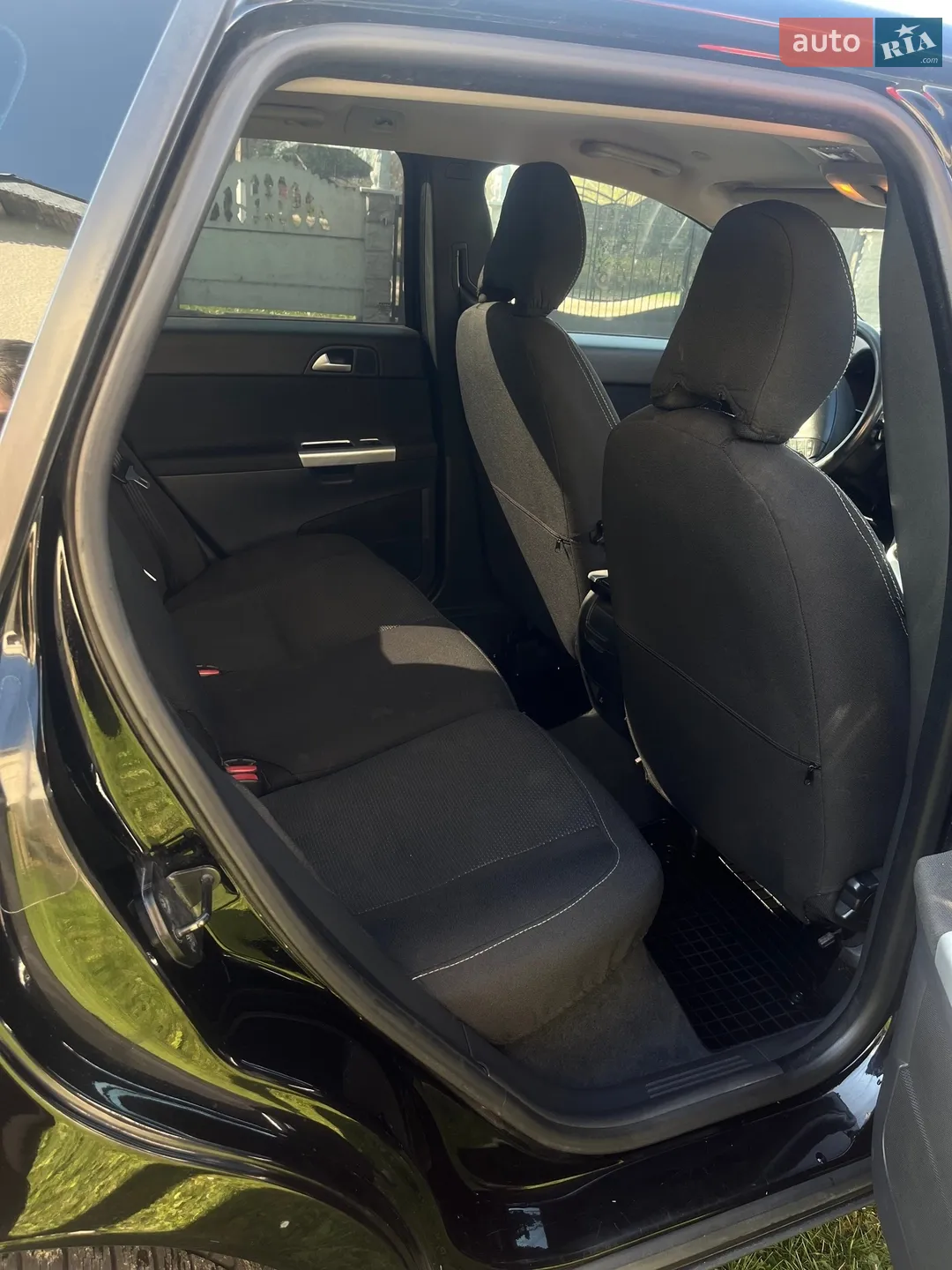 2010 Volvo V50 - мініатюра 16