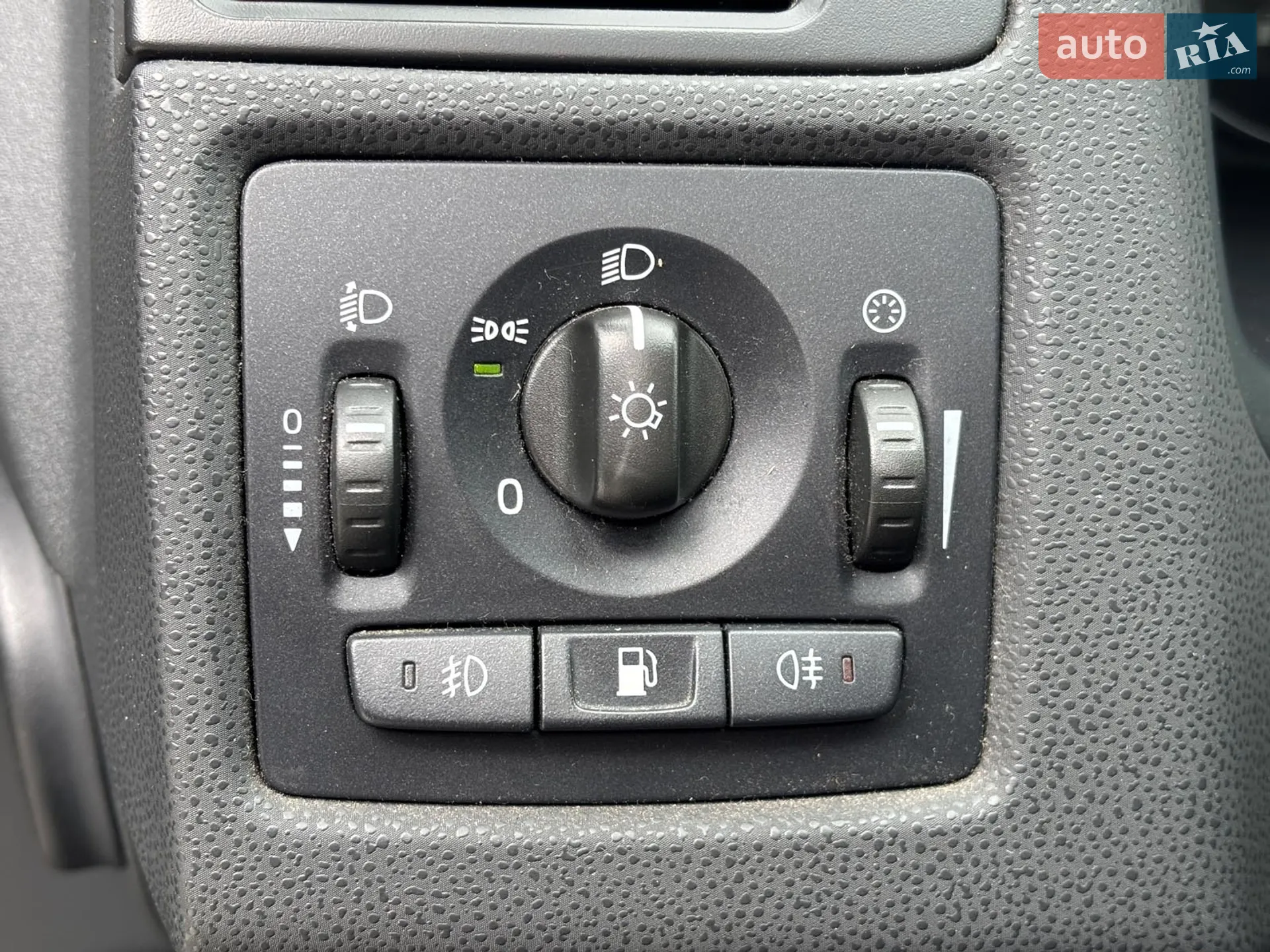 2011 Volvo V50 - мініатюра 19