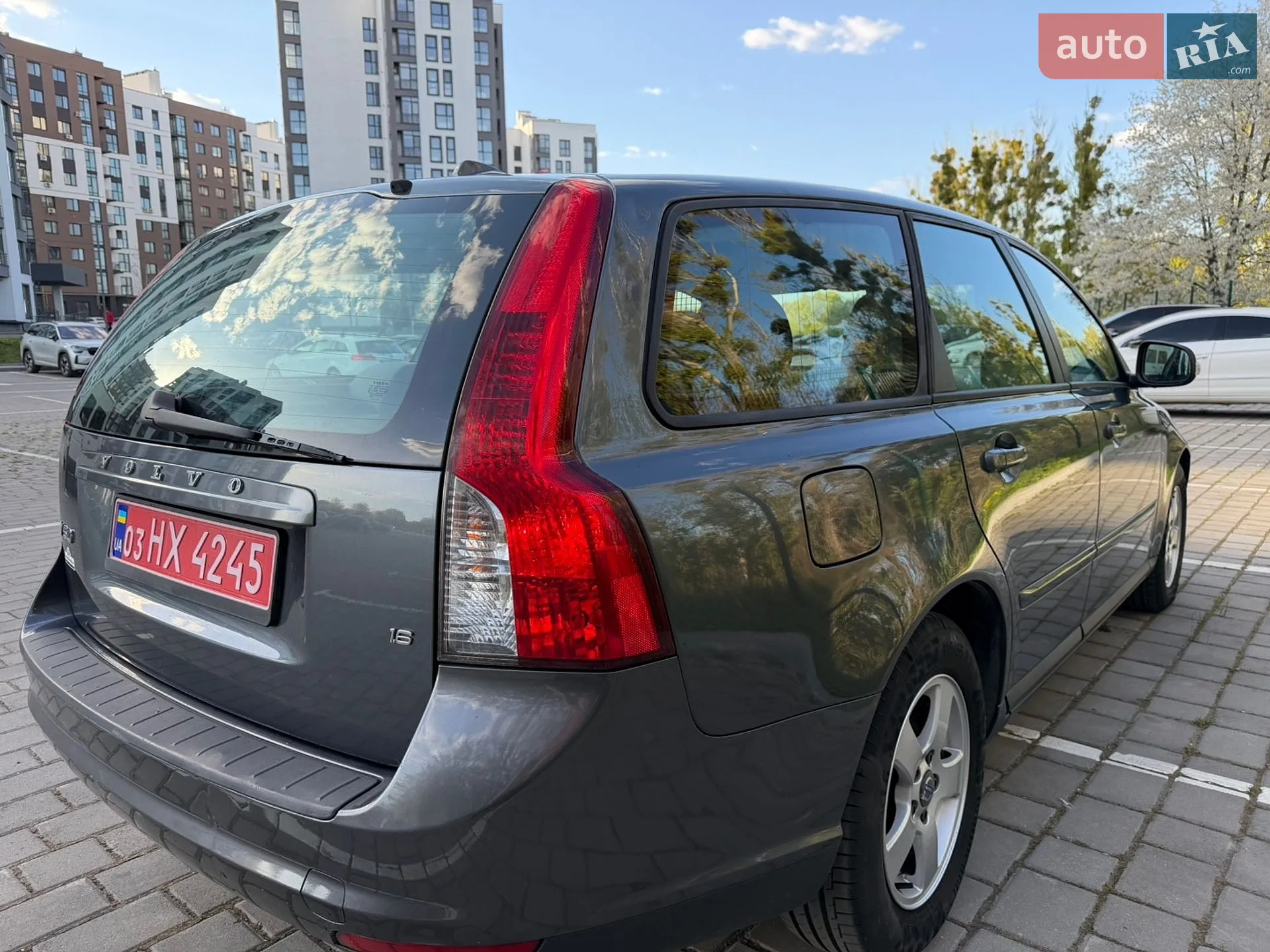 2010 Volvo V50 - мініатюра 4