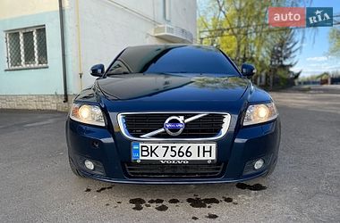 Універсал Volvo V50 2011 в Радивиліві