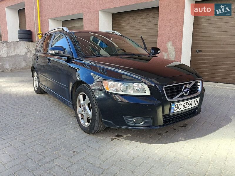 Volvo V50 2010