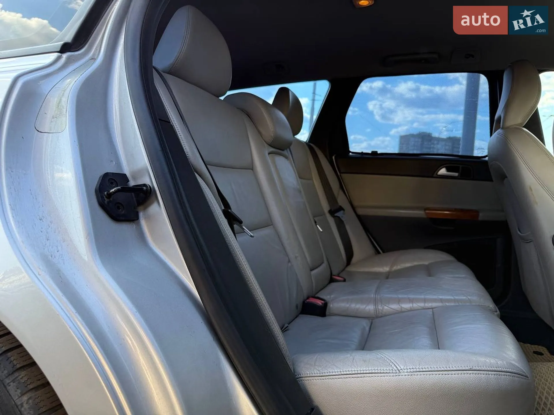 2010 Volvo V50 - мініатюра 11