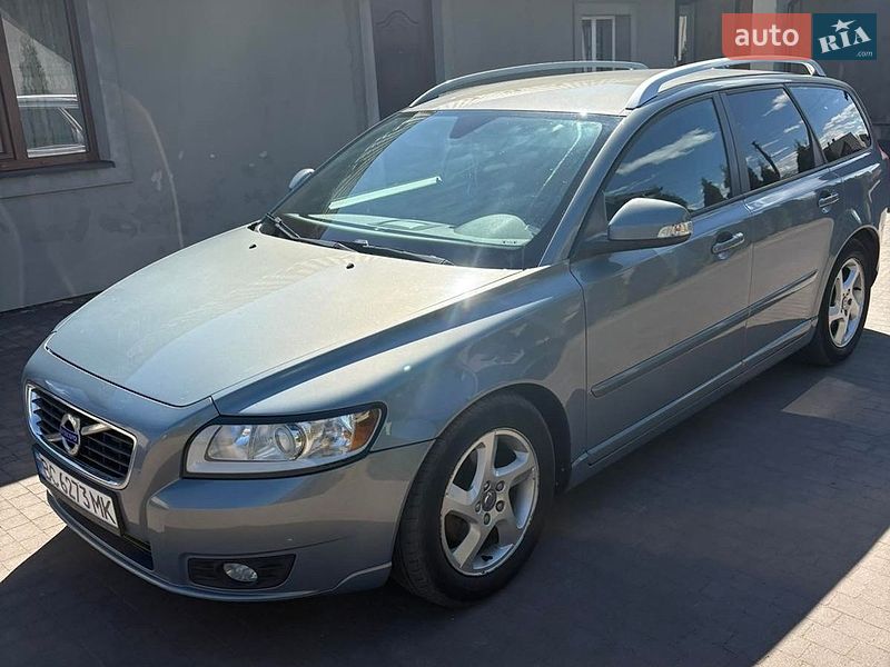 Универсал Volvo V50 2011 в Яворове