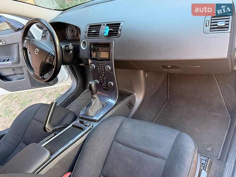 Универсал Volvo V50 2009 в Воловце