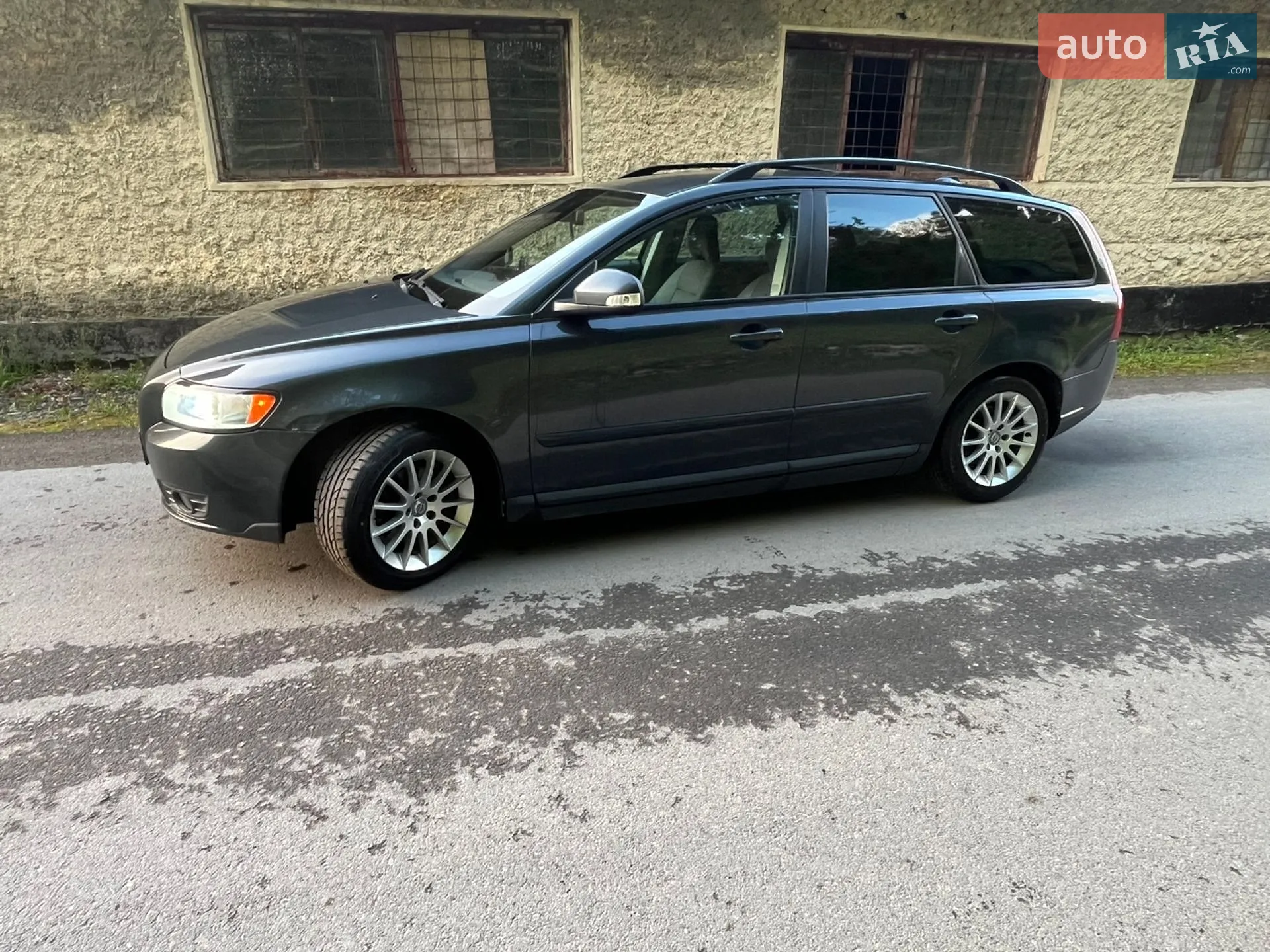 2010 Volvo V50 - мініатюра 2